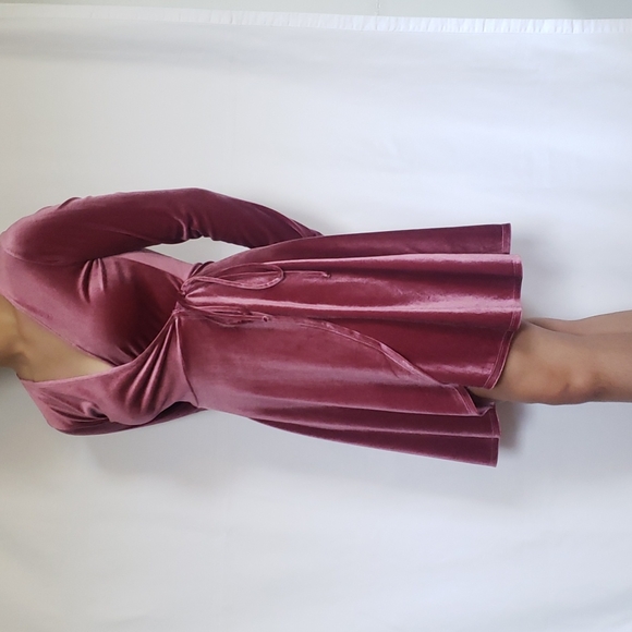 Long-sleeve HYFVE Pink Velvet Wrap-Tie dress - Picture 3 of 6